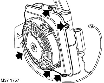 Обдуваемый теплообменник охлаждения рабочей жидкости: автомобили с двигателем Td4 Freelander 1
