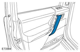 Панель отделки передней двери Freelander 2