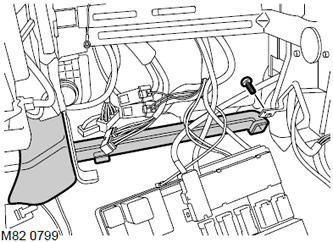 Блок резисторов электродвигателя вентилятора (леворульная) Range Rover 3