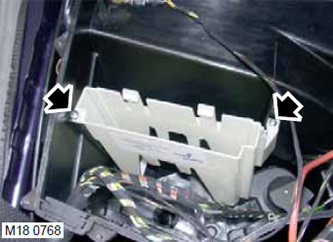 Вентилятор охлаждения монтажной коробки Range Rover 3