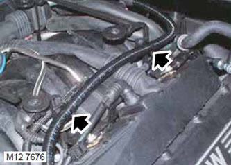 Прокладка клапанной крышки левой головки цилиндров Range Rover 3
